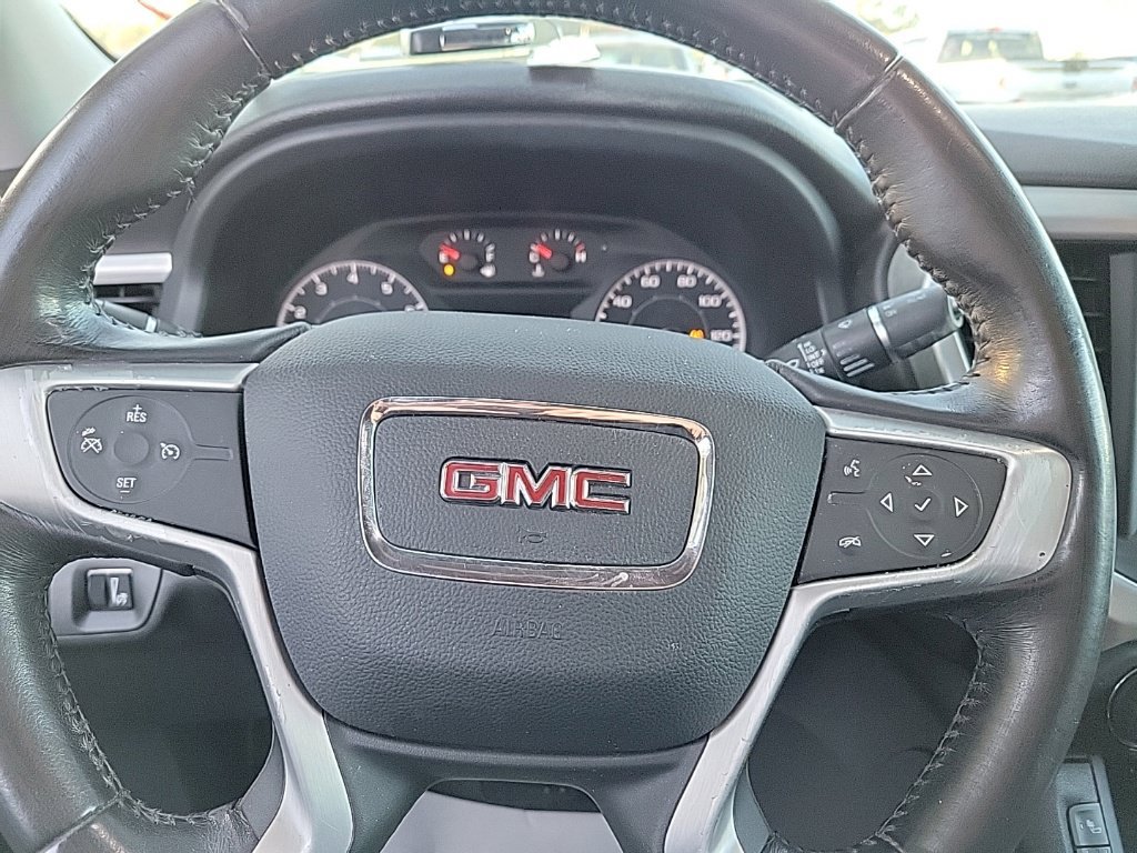 Used 2019 GMC Acadia SLE w/ LPO, Floor Liner Package FWD image 10