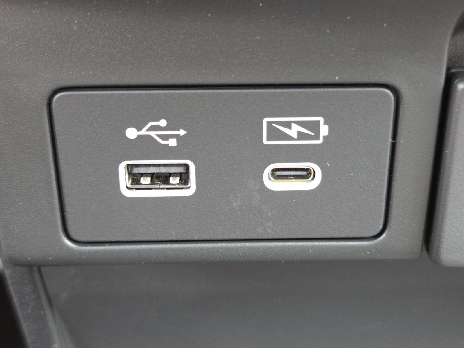 New 2026 Honda Odyssey Touring image 11