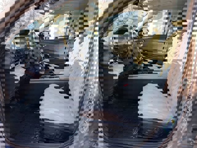 New 2026 Hyundai Elantra Limited image 10