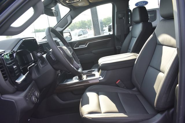 New 2026 Chevrolet Silverado 1500 RST w/ Redline Edition AWD/4WD image 28