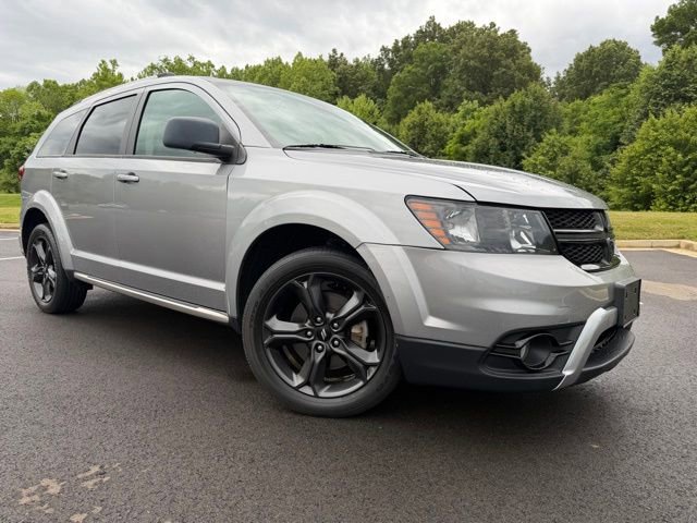 Used 2020 Dodge Journey Crossroad FWD image 2