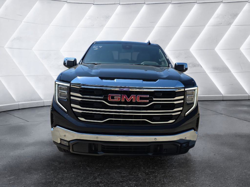 New 2026 GMC Sierra 1500 SLT w/ SLT Premium Package AWD/4WD image 2