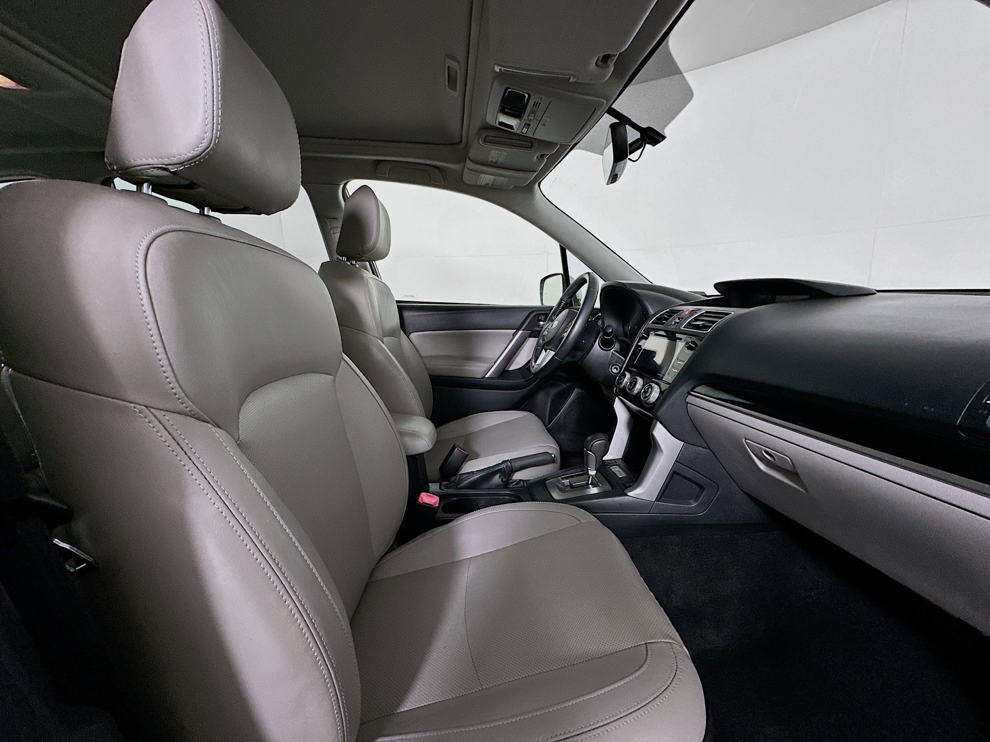 Used 2017 Subaru Forester 2.5i Limited image 30