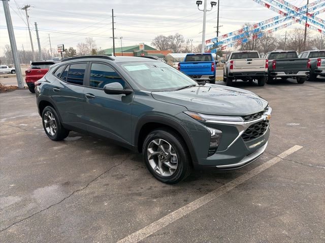 New 2026 Chevrolet Trax LT w/ Driver Confidence Package image 17