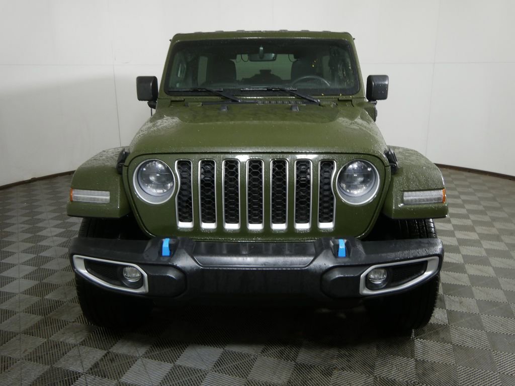 Used 2023 Jeep Wrangler Unlimited Sahara w/ Cold Weather Group image 9