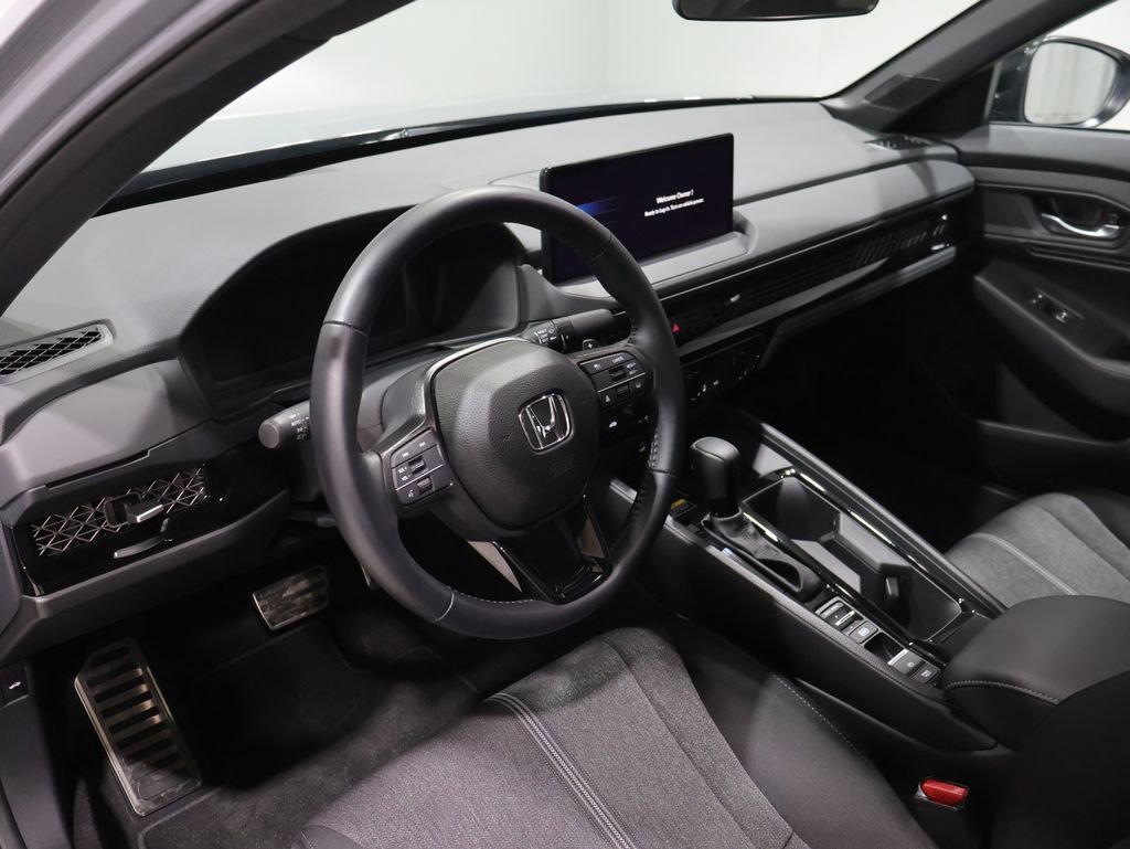 Used 2025 Honda Accord Sport image 15