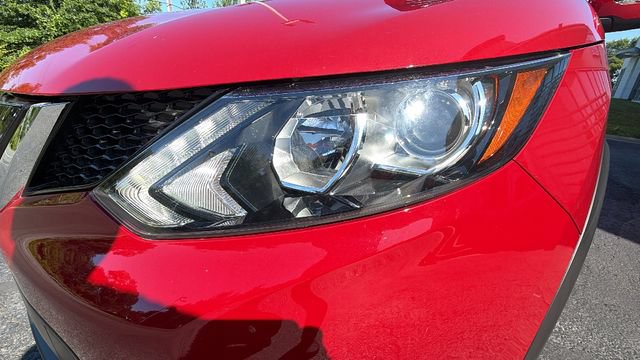 Used 2018 Nissan Rogue Sport SV w/ SV All-Weather Package AWD/4WD image 10