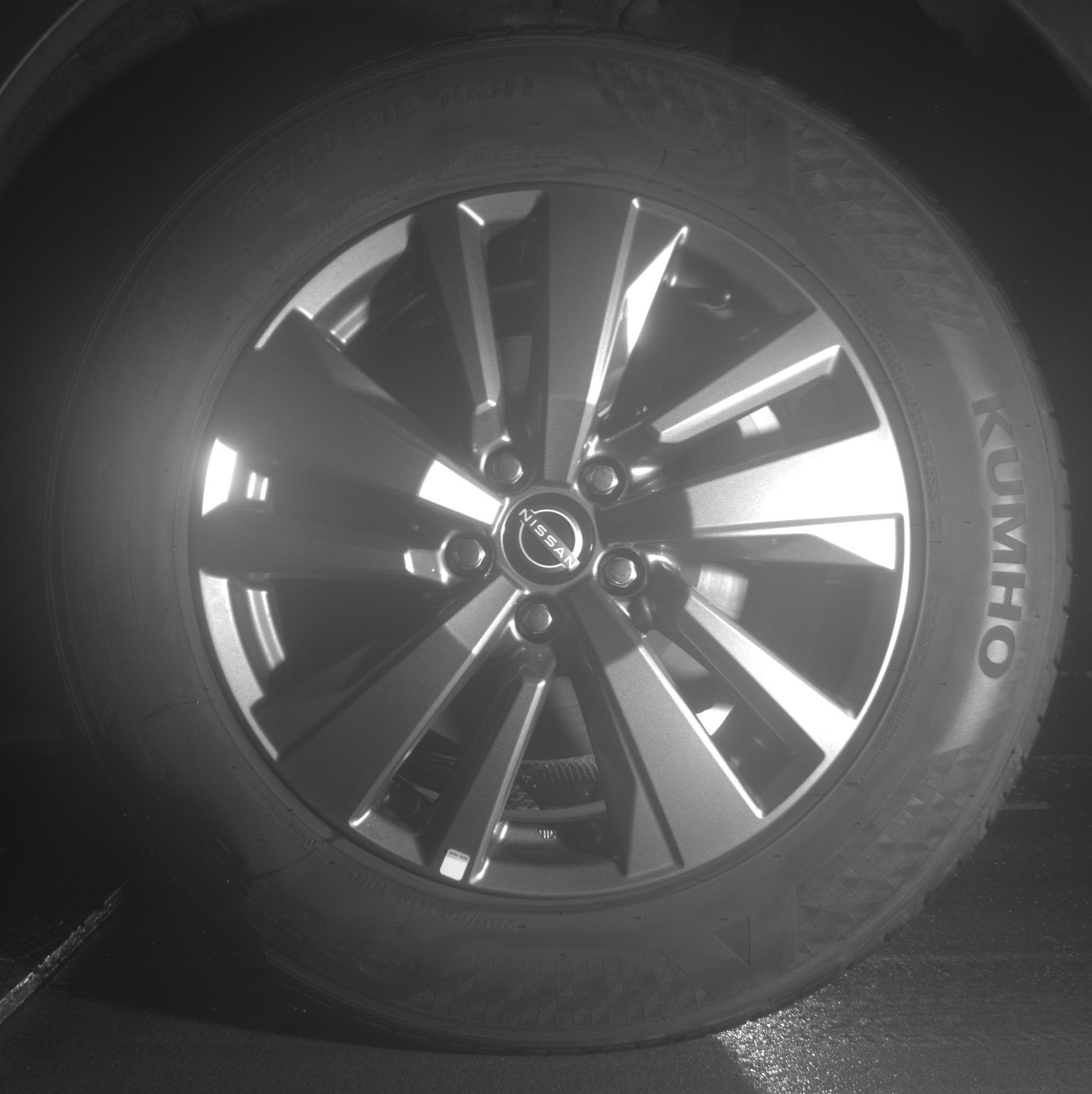 Used 2025 Nissan Pathfinder SV FWD image 14