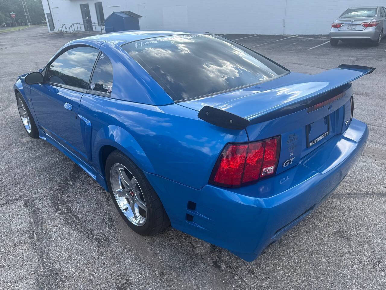 Used 2000 Ford Mustang GT RWD image 8