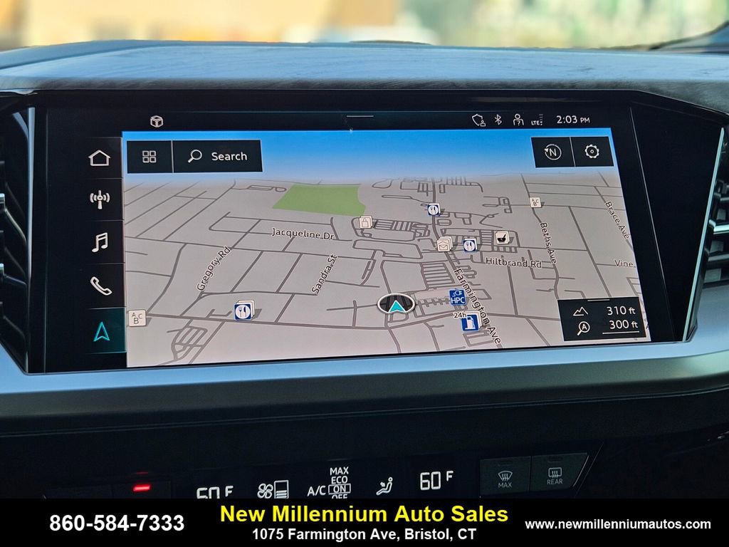 Used 2025 Audi Q4 e-tron Premium w/ Convenience Package image 21