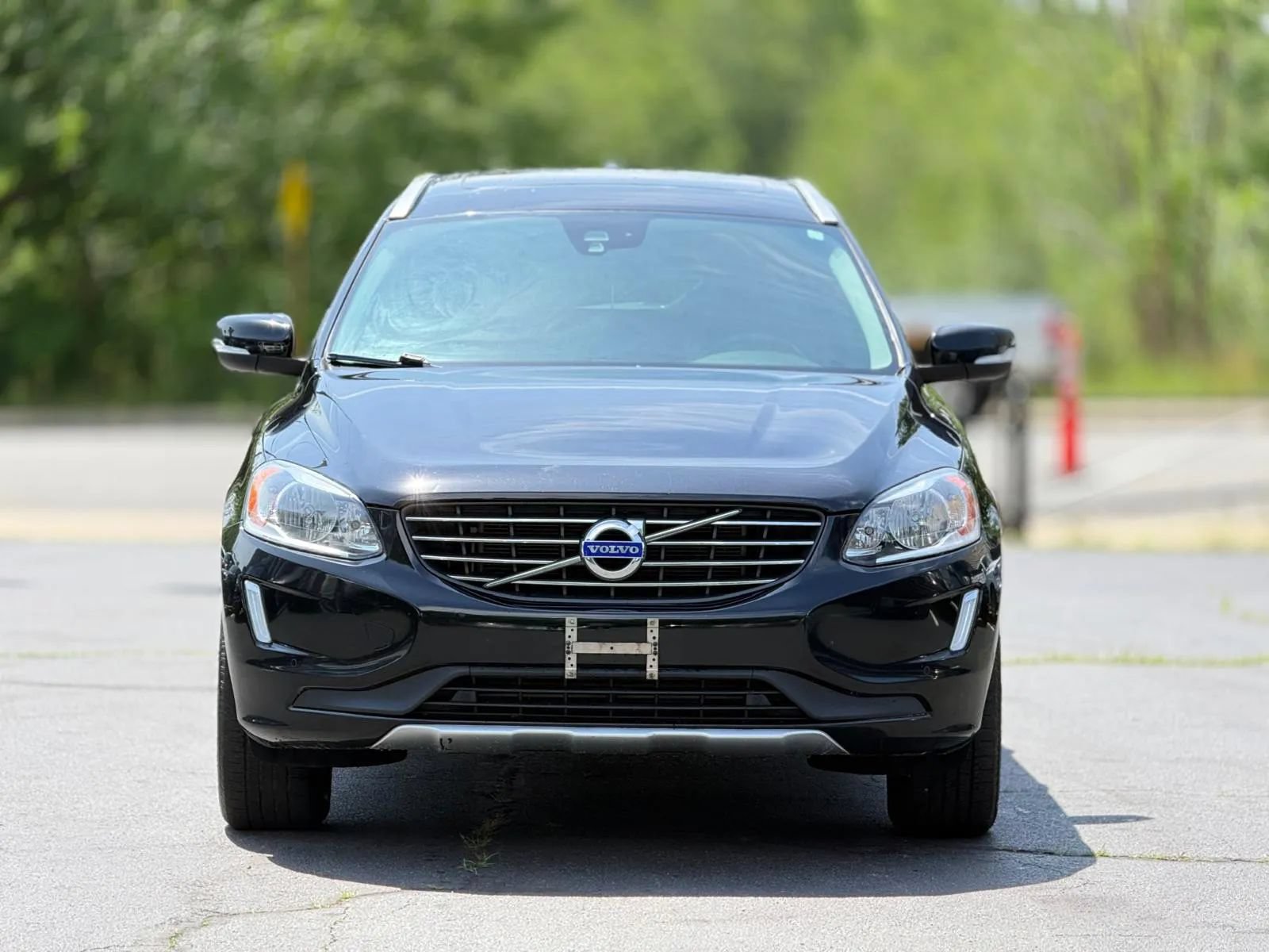 Used 2015 Volvo XC60 T6 Platinum AWD/4WD image 2