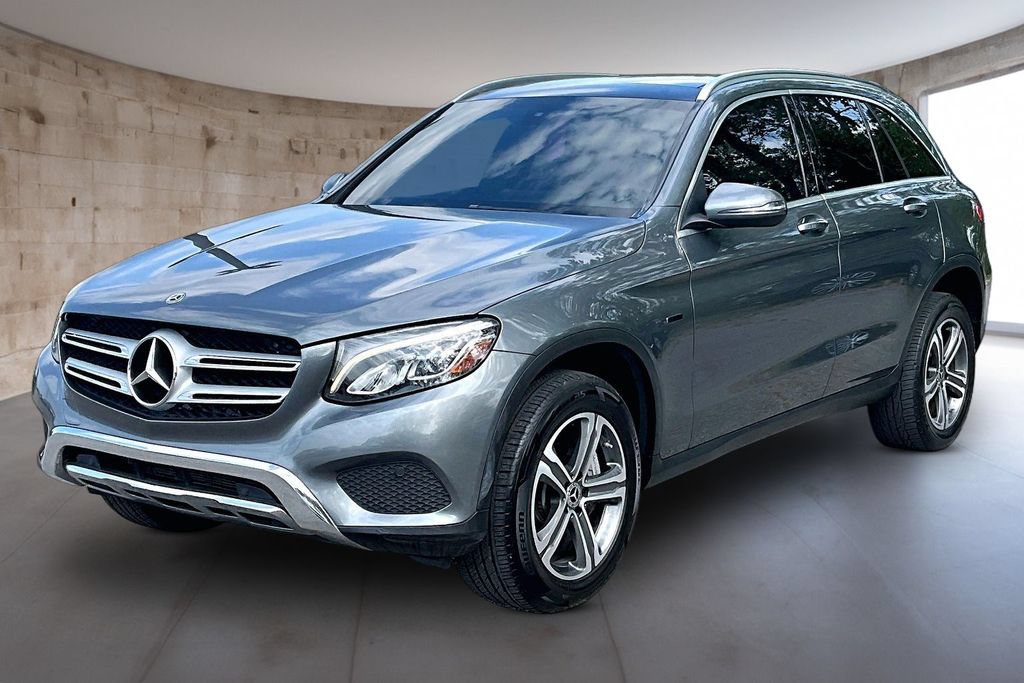 Used 2019 Mercedes-Benz GLC 350e 4MATIC w/ Premium Package image 13