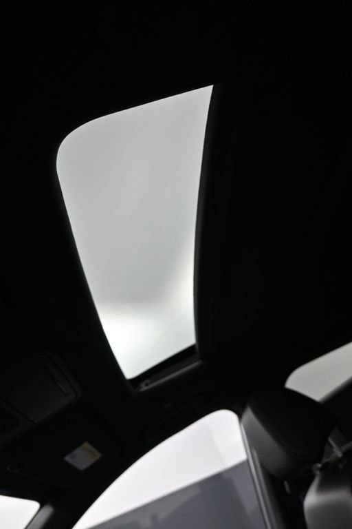 Used 2023 Honda CR-V Sport Touring image 18