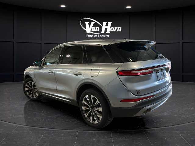 Used 2022 Lincoln Corsair Reserve w/ Equipment Group 201A AWD/4WD image 5