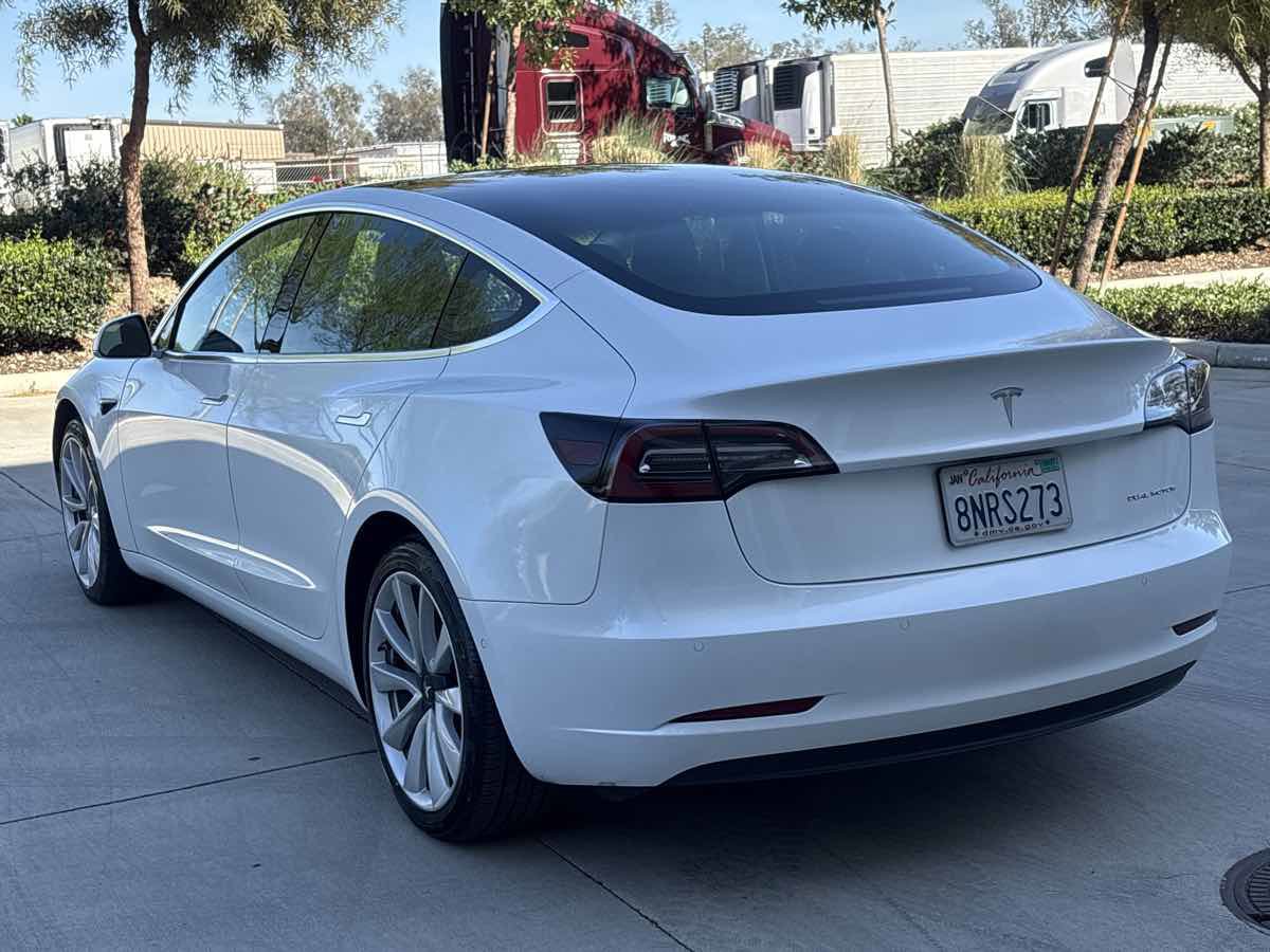 Used 2020 Tesla Model 3 Long Range image 5