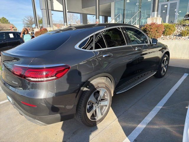 Used 2021 Mercedes-Benz GLC 300 4MATIC Coupe image 3