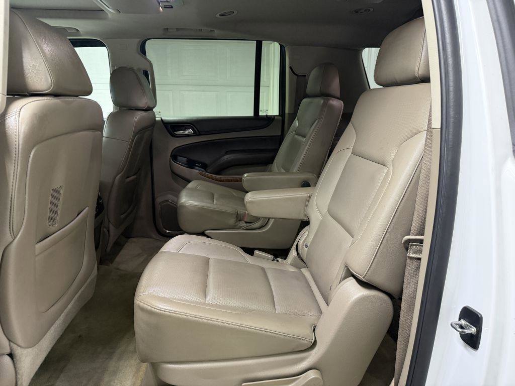 Used 2015 Chevrolet Suburban LTZ image 32