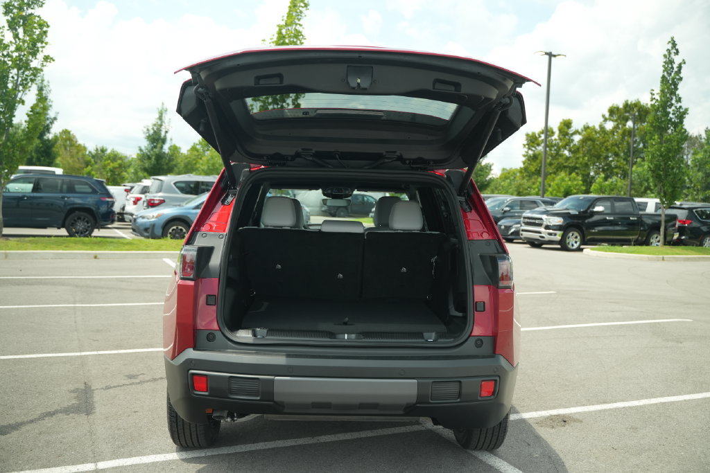 New 2026 Jeep Cherokee Limited AWD/4WD image 15