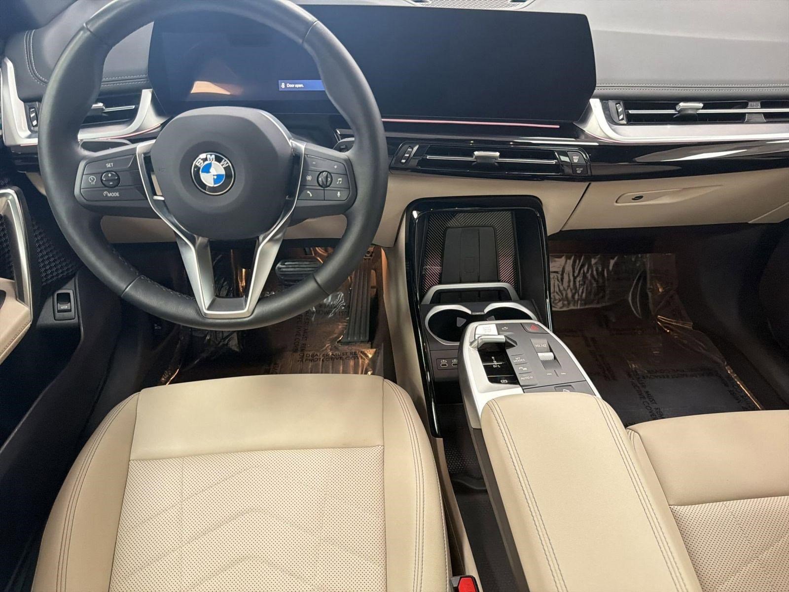 Certified 2025 BMW X1 xDrive28i w/ Technology Package image 25