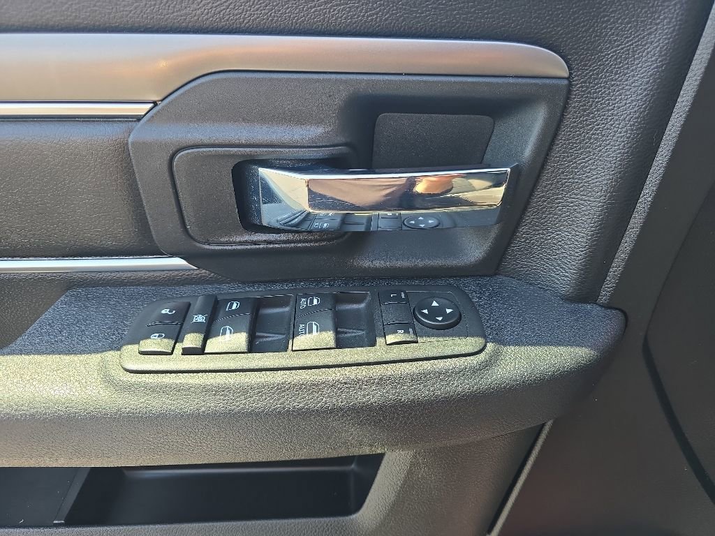 Used 2022 RAM 1500 Classic Warlock w/ Electronics Group AWD/4WD image 15