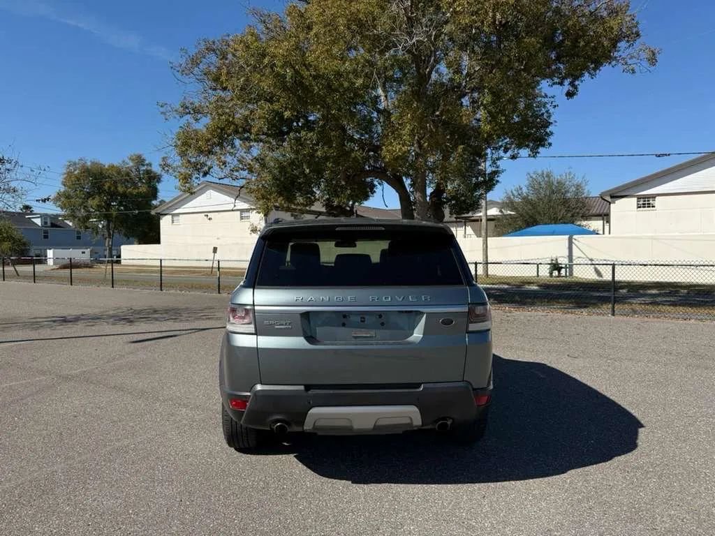 Used 2016 Land Rover Range Rover Sport HSE image 3