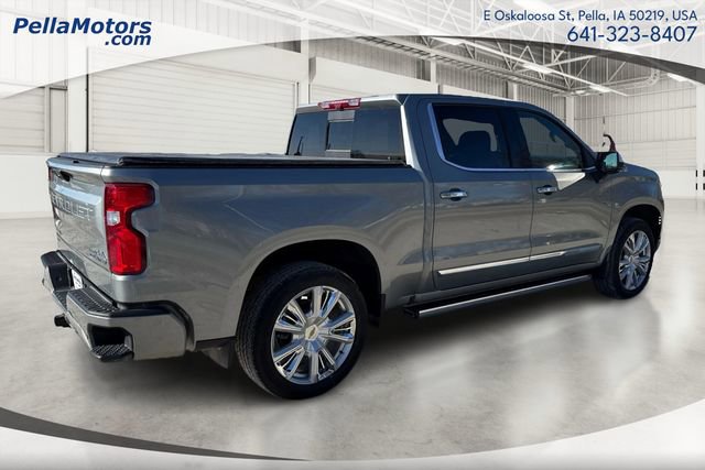 Used 2025 Chevrolet Silverado 1500 High Country image 3