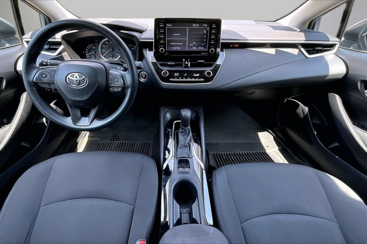 Used 2021 Toyota Corolla LE w/ LE Convenience Package FWD image 14