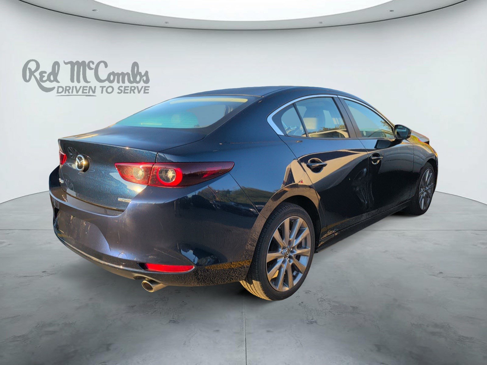 Used 2025 MAZDA MAZDA3 s FWD image 2