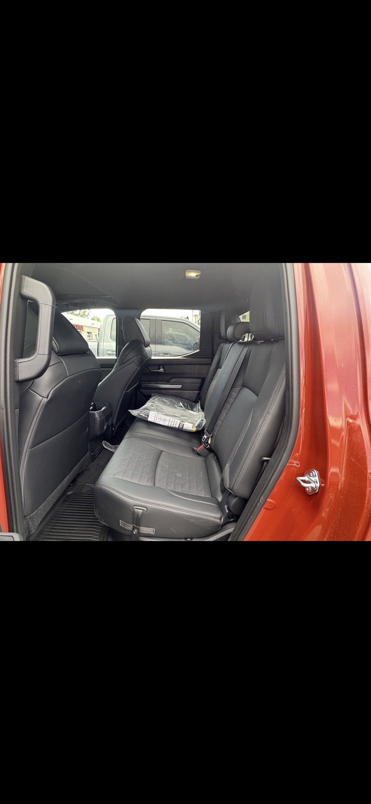 Used 2025 Toyota Tacoma TRD Sport image 11