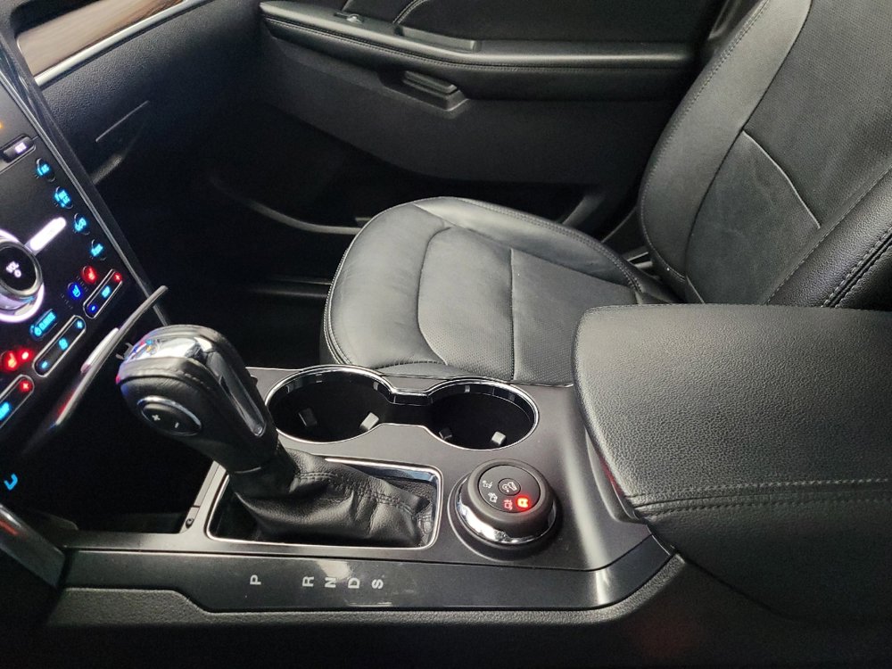 Used 2019 Ford Explorer Limited w/ Ford Safe & Smart Package image 26
