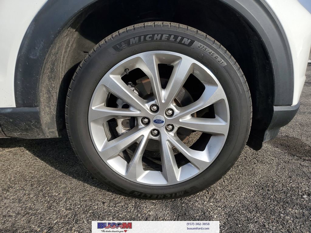 Certified 2022 Ford Explorer Platinum w/ Equipment Group 601A image 5