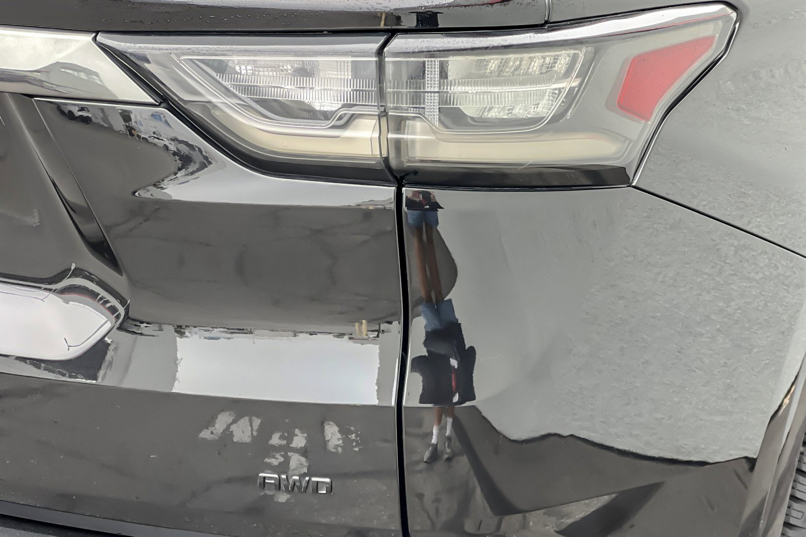 Used 2021 Chevrolet Traverse Premier w/ Redline Edition image 26