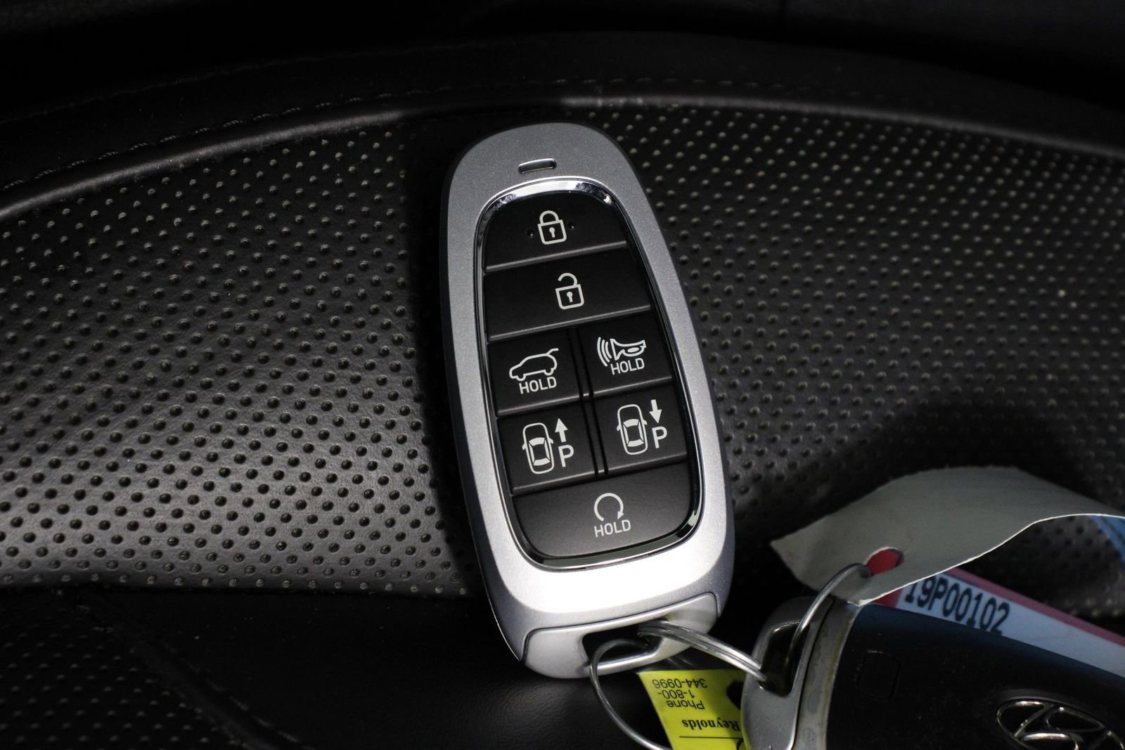 Used 2024 Hyundai Palisade Calligraphy image 32