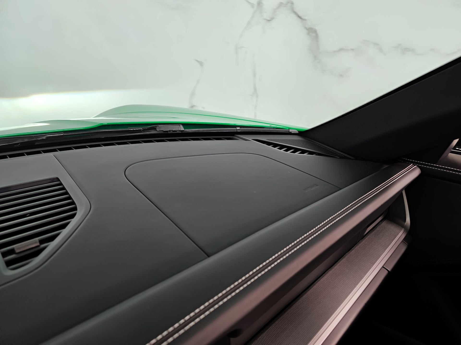 Used 2022 Porsche 911 Carrera 4S w/ Sport Package image 27