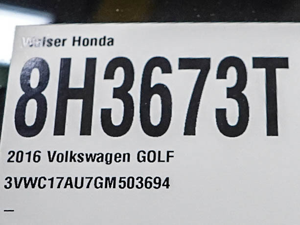 Used 2016 Volkswagen Golf S FWD image 29