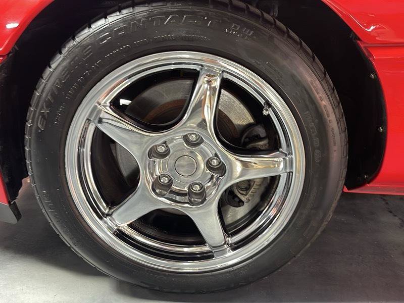 Used 1996 Chevrolet Corvette Convertible RWD image 19