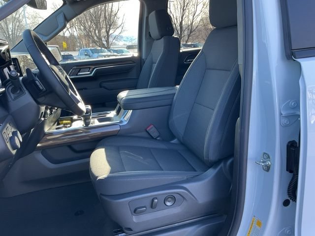 Used 2026 Chevrolet Silverado 1500 LT Trail Boss w/ Safety Package AWD/4WD image 8