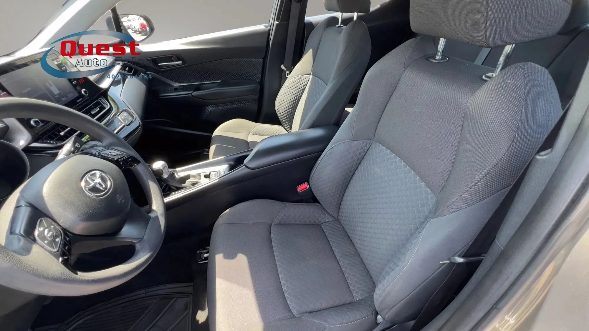 Used 2021 Toyota C-HR LE FWD image 23