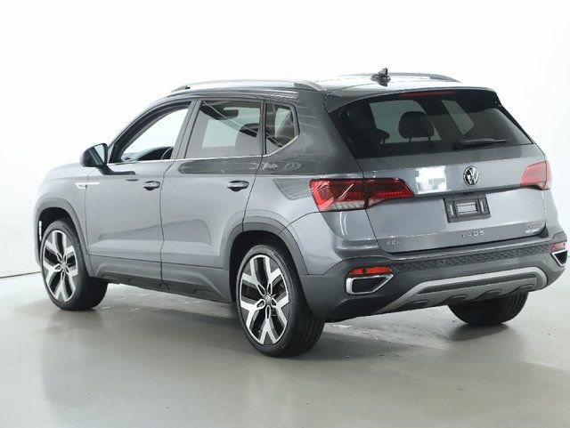 Used 2022 Volkswagen Taos SEL image 43