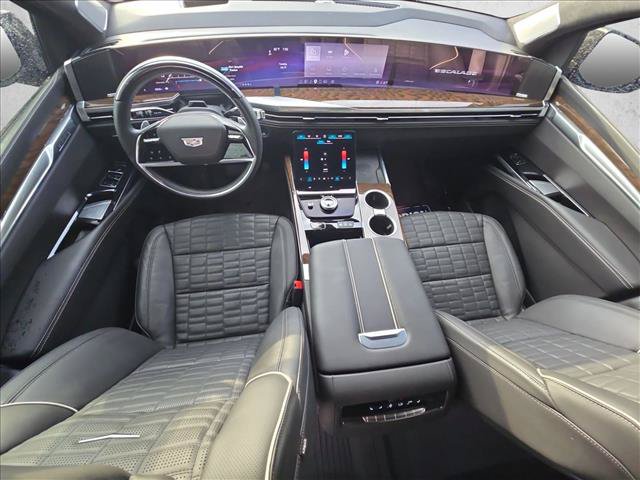 Used 2025 Cadillac Escalade ESV Sport Platinum w/ LPO, ONYX Package AWD/4WD image 20