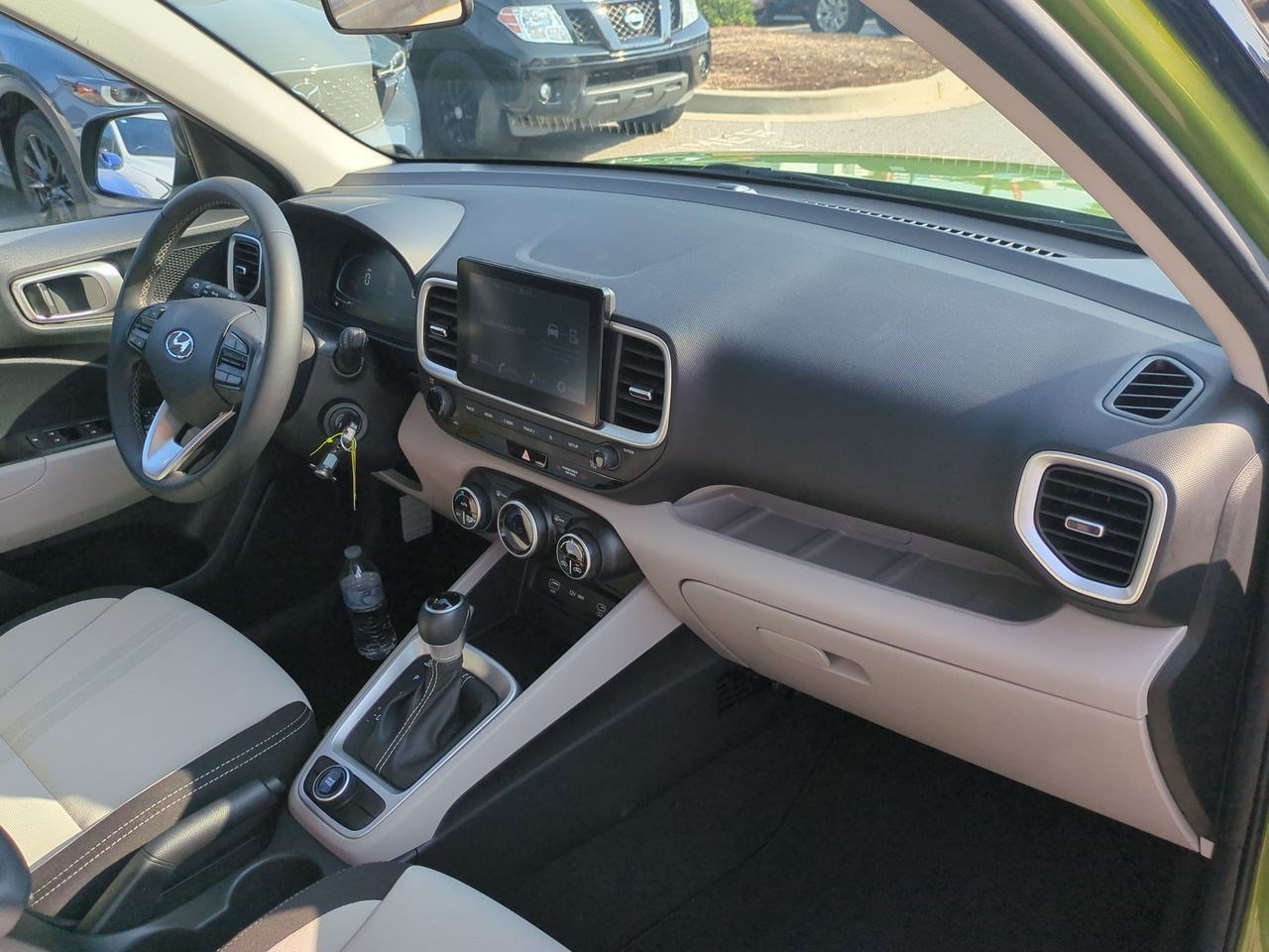 Used 2023 Hyundai Venue SEL FWD image 42