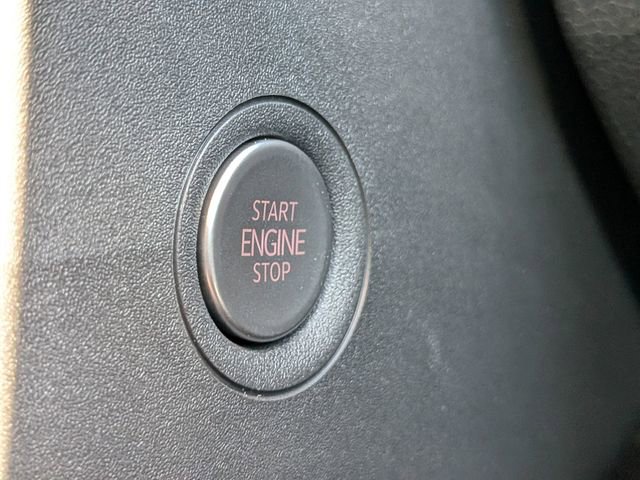 New 2025 Volkswagen ID.4 Pro S image 32