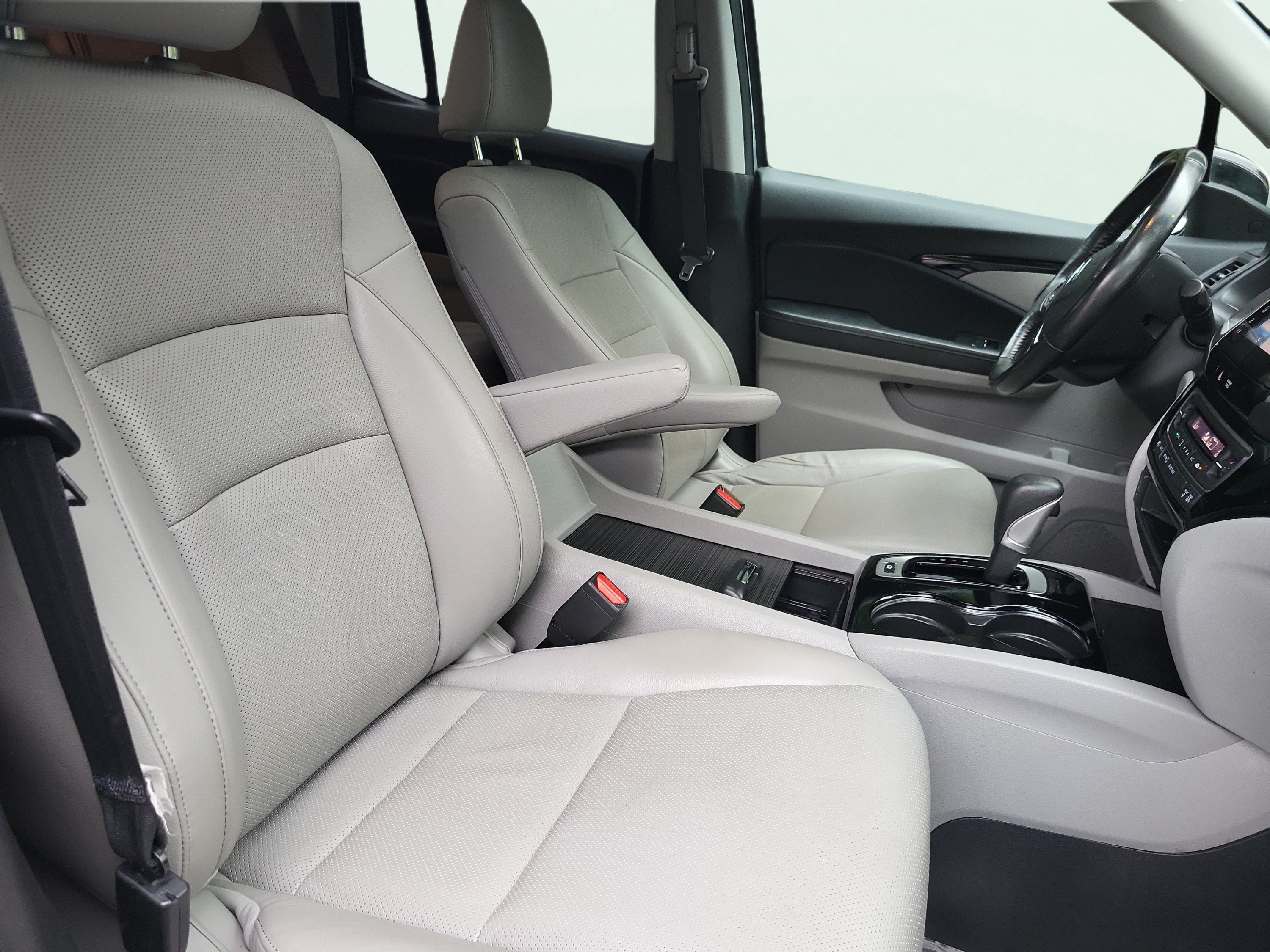 Used 2018 Honda Ridgeline RTL-E image 22