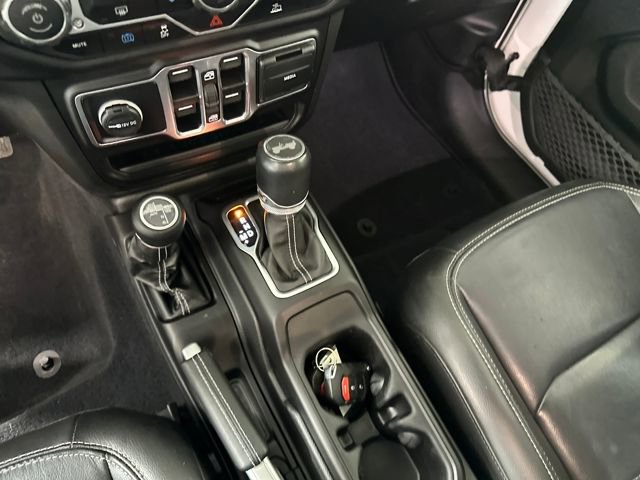 Used 2023 Jeep Wrangler Unlimited Sahara image 20