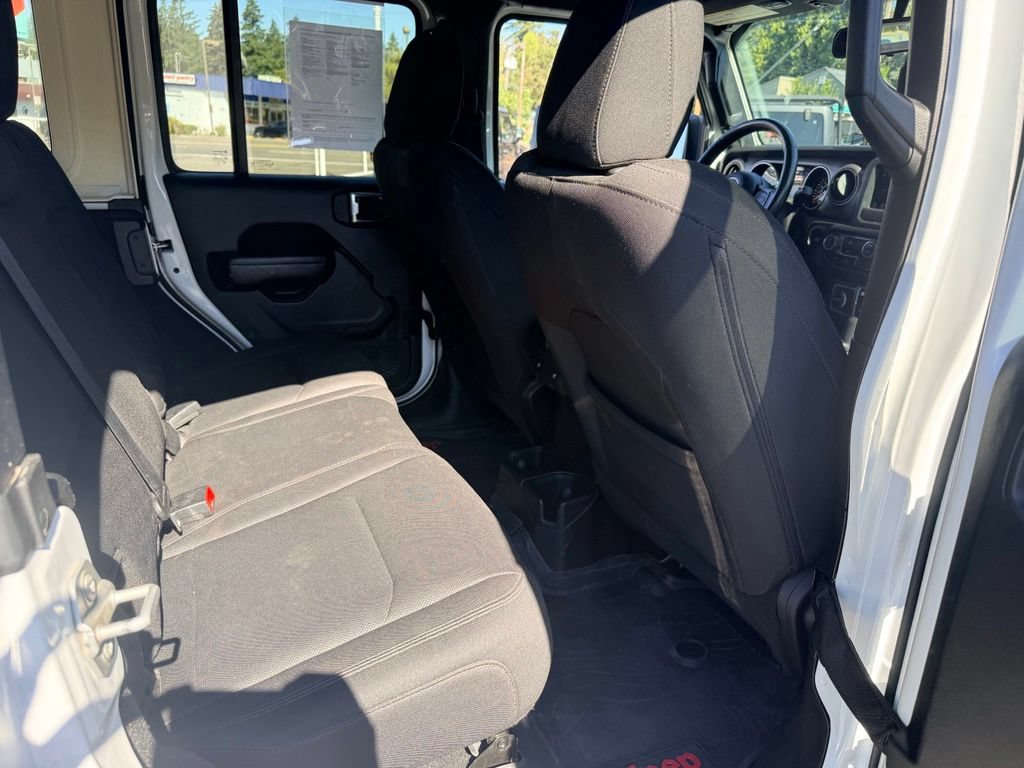 Used 2018 Jeep Wrangler Unlimited Sport AWD/4WD image 31