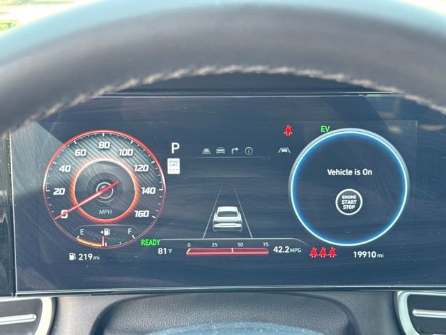 Certified 2024 Hyundai Elantra Limited image 17