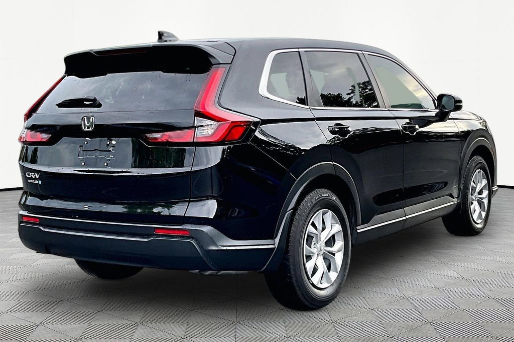 Used 2025 Honda CR-V LX image 6