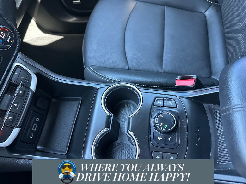 Used 2023 GMC Terrain SLT w/ Infotainment Package II image 18