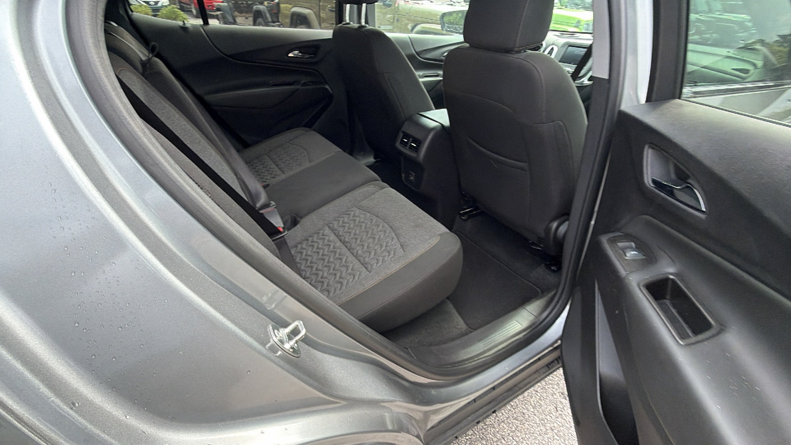 Used 2024 Chevrolet Equinox LT FWD image 21