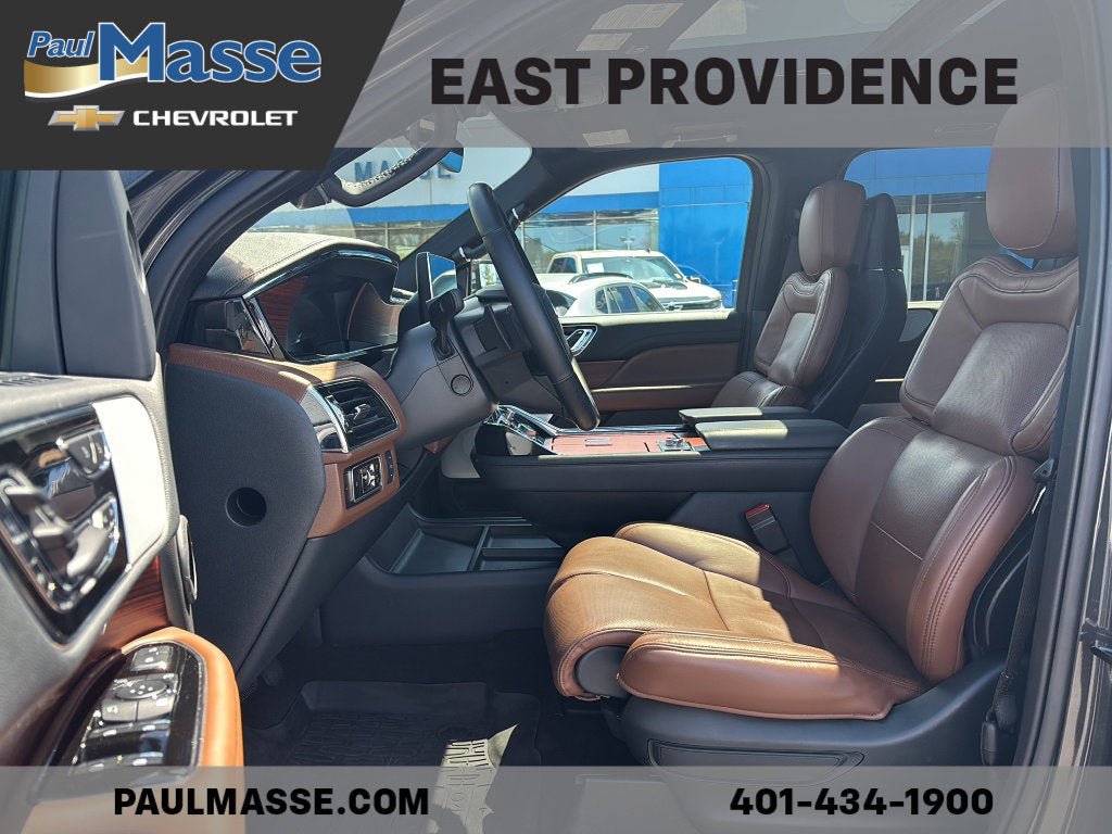 Used 2023 Lincoln Navigator L Reserve AWD/4WD image 19